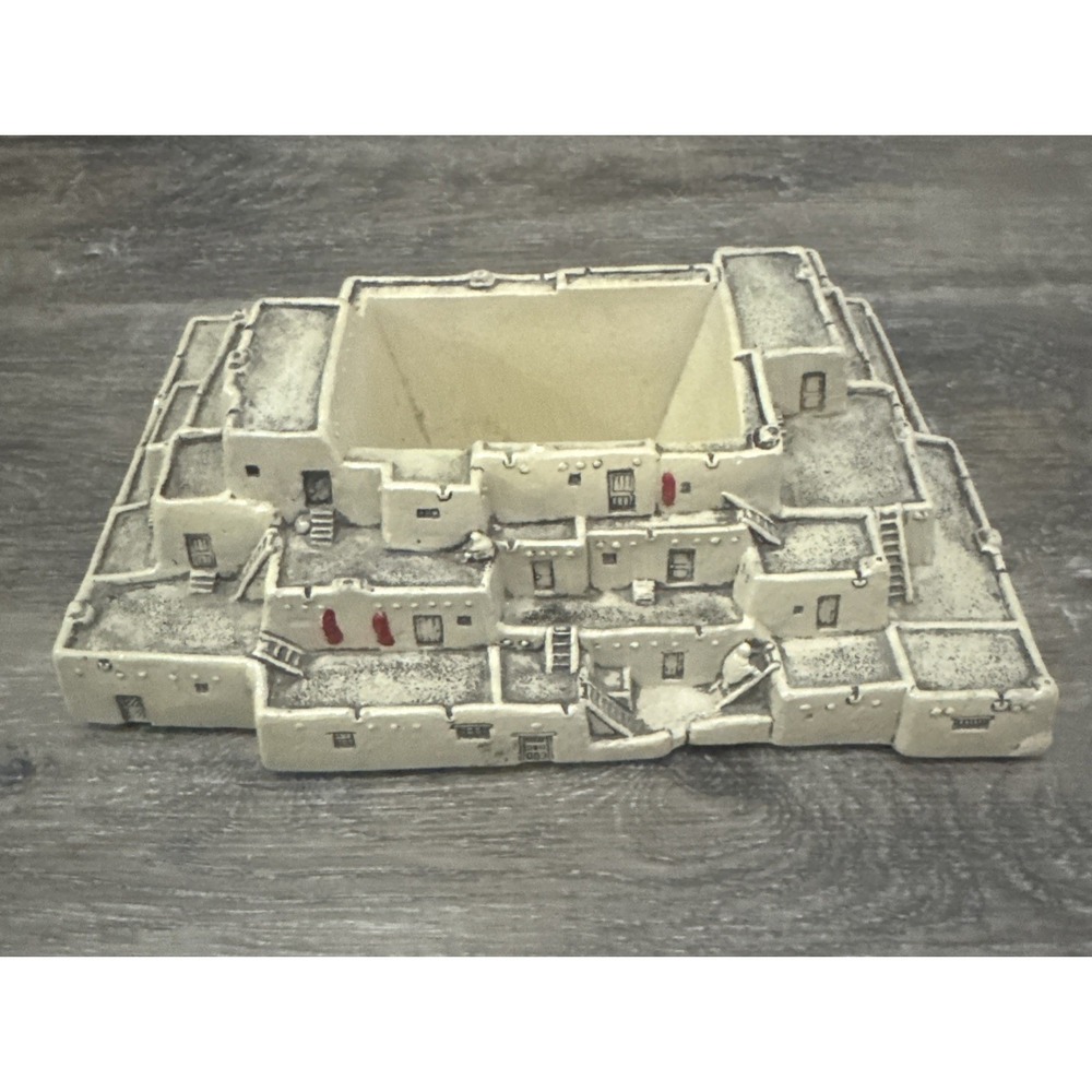 JR Davis Native American Southwest Pueblo Hopi Indian Village Art Ash Tray Vtg
